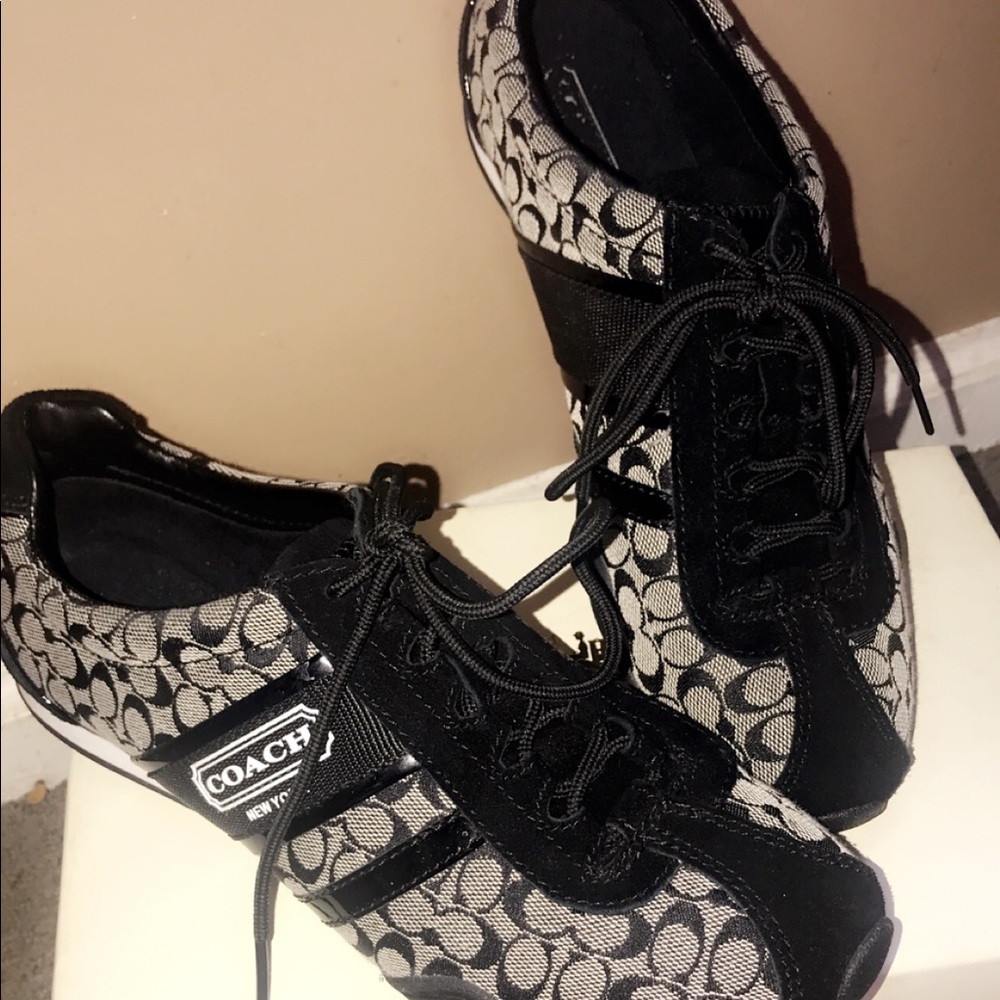 New Coach sneakers size 7.5
